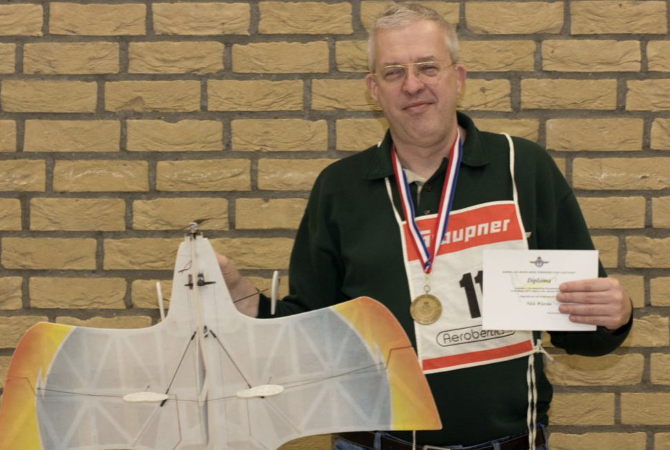 In Memoriam: Niek Wierda